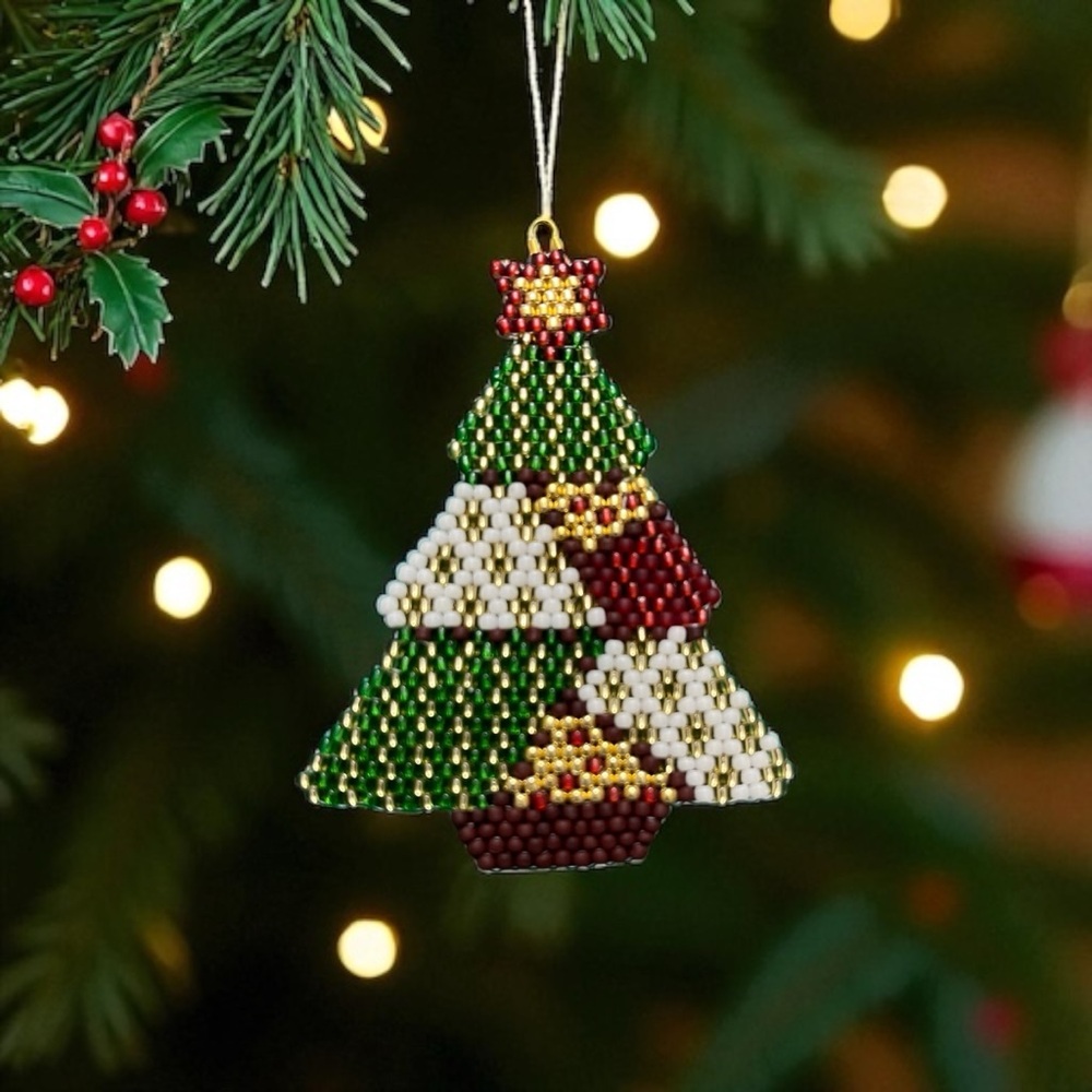 Handmade Beaded Christmas Tree Ornament – Holiday Décor 🎄✨